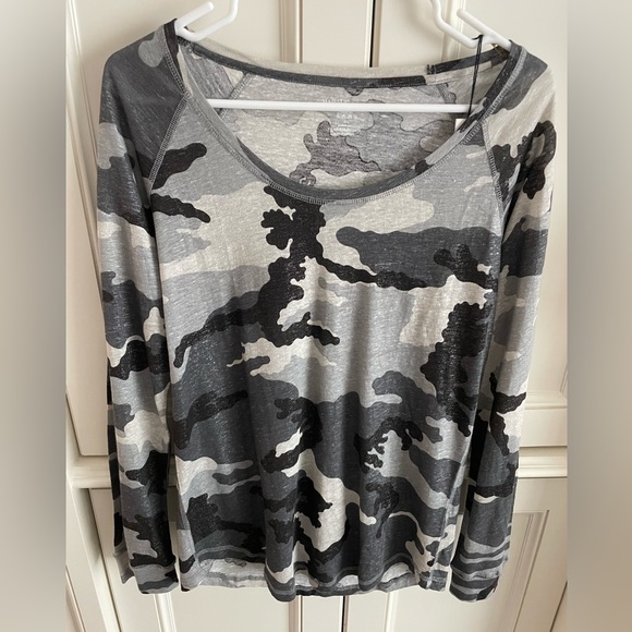 Camo long sleeve with a little sparkle! - Picture 1 of 2